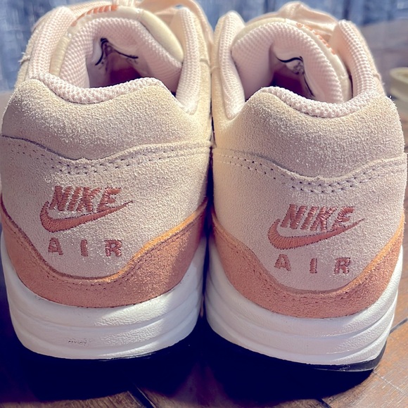 Nike Air Max Pink Suede Sneakers Size 6.5 ✨ Never worn! - Picture 5 of 6